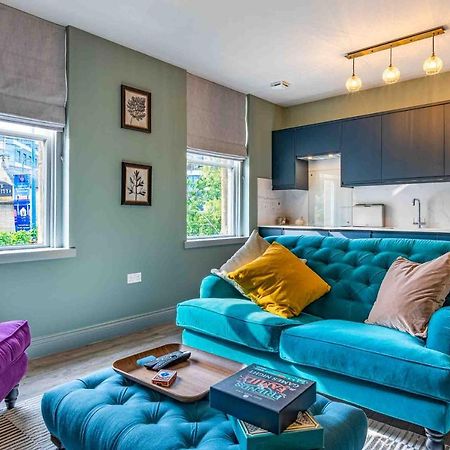 Beautiful Modern 1 Bedroom Apartment, City Centre Bath Kültér fotó