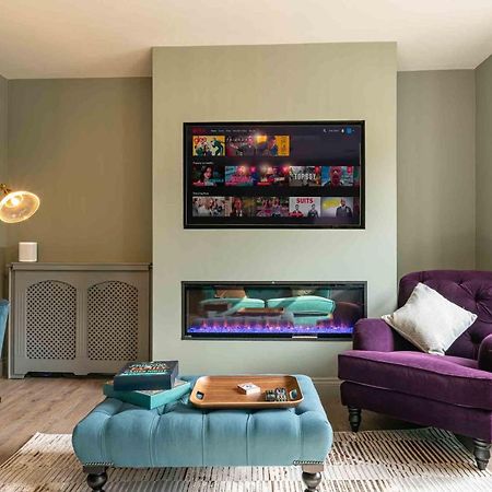 Beautiful Modern 1 Bedroom Apartment, City Centre Bath Kültér fotó