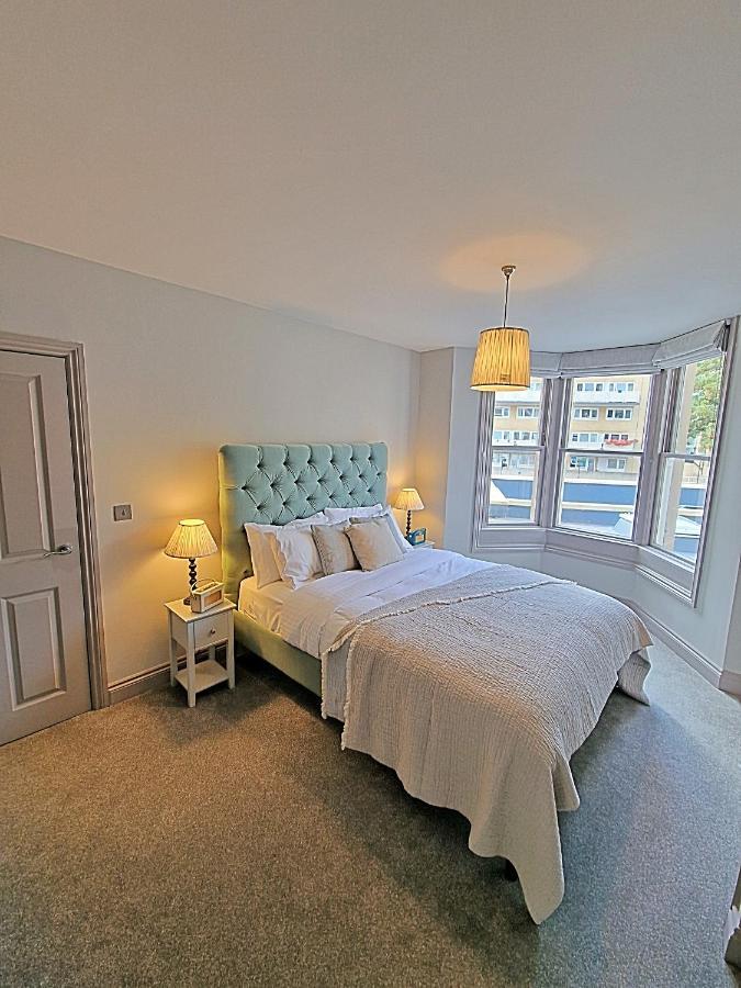 Beautiful Modern 1 Bedroom Apartment, City Centre Bath Kültér fotó